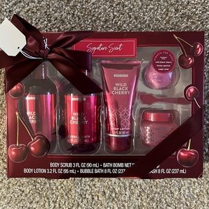 Cherry Scented Body Care Set